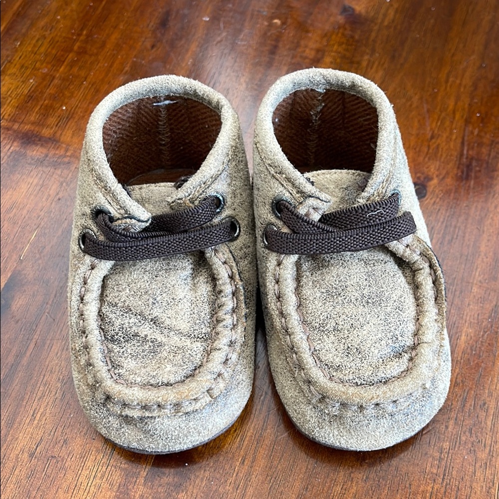 Ariat Kids Moccasins in Tan and Brown